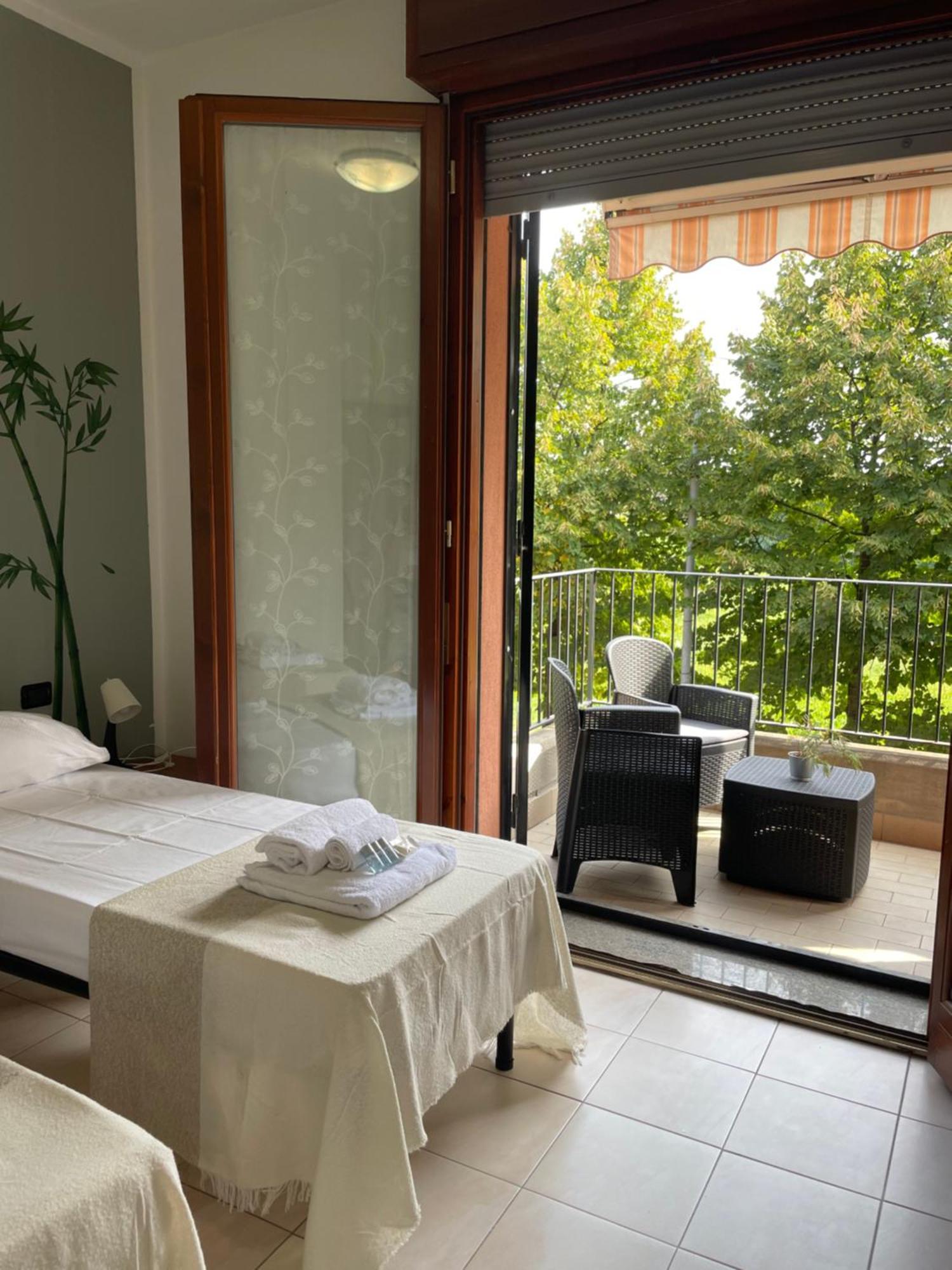 Bamboo Apartment Rho Dış mekan fotoğraf